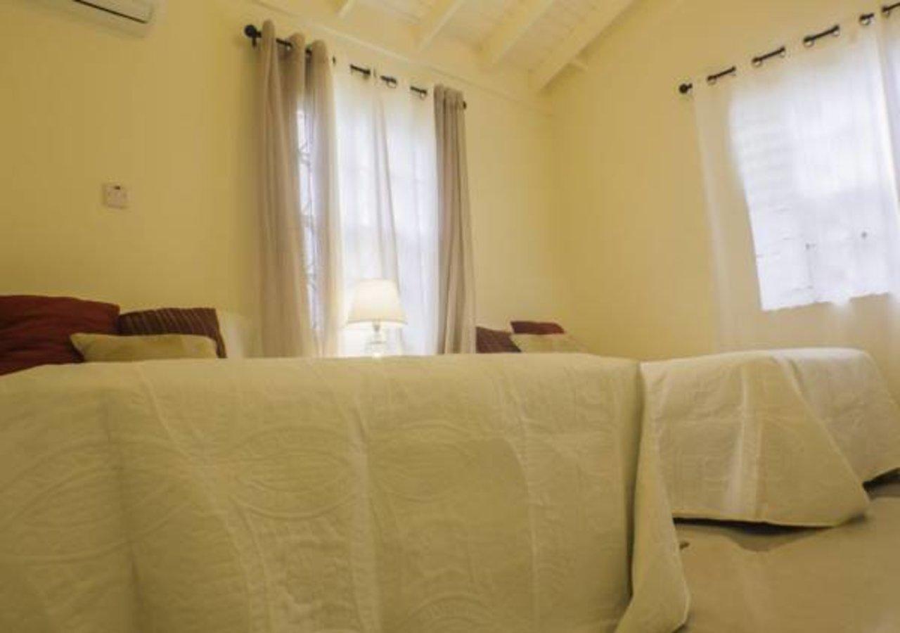N2N Suites - Ochio Rios Vacation Home Ocho Rios Bagian luar foto